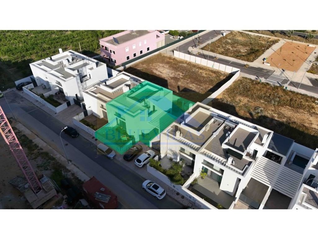 Luxury House for sale in Olhão, 695 000 €, Photo 1