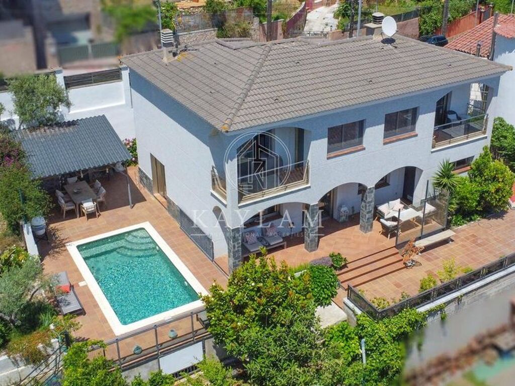 Maison de luxe à vendre à Lloret de Mar, 650 000 €, Photo 2