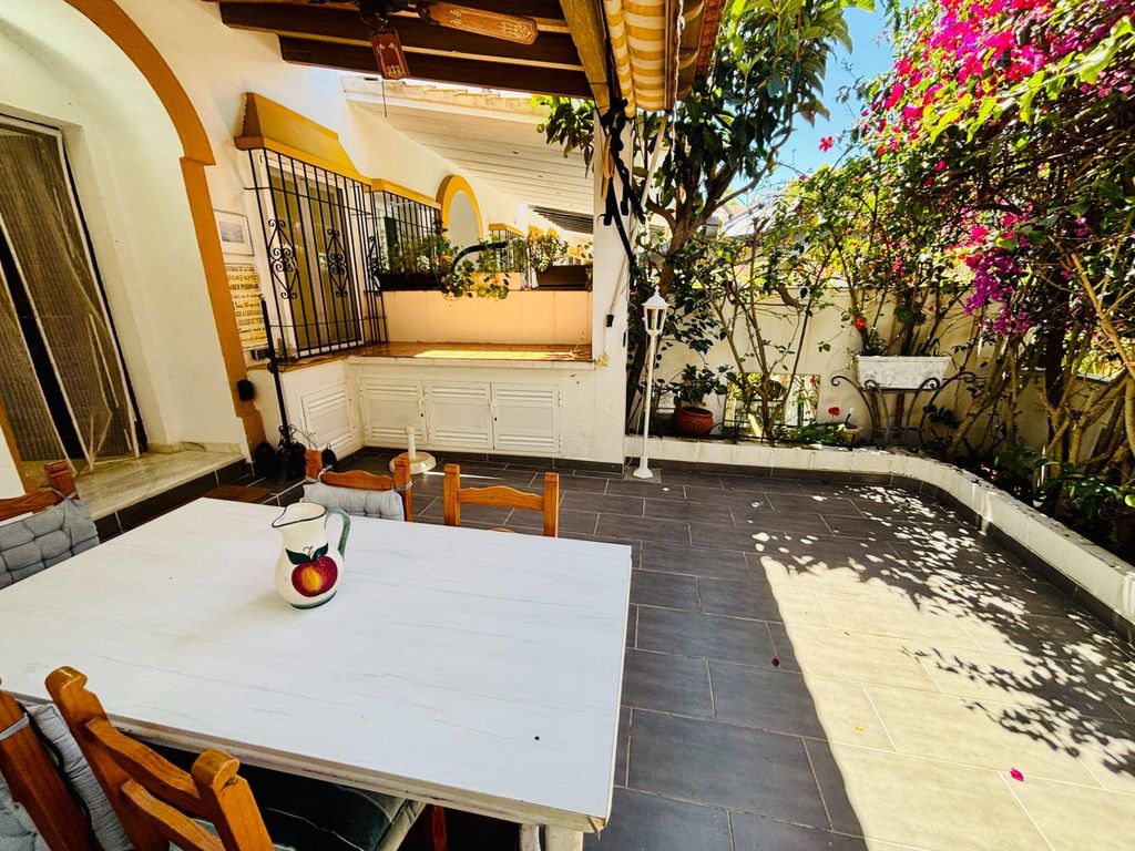 Luxury House for sale in Benalmádena, 540 000 €, Photo 5