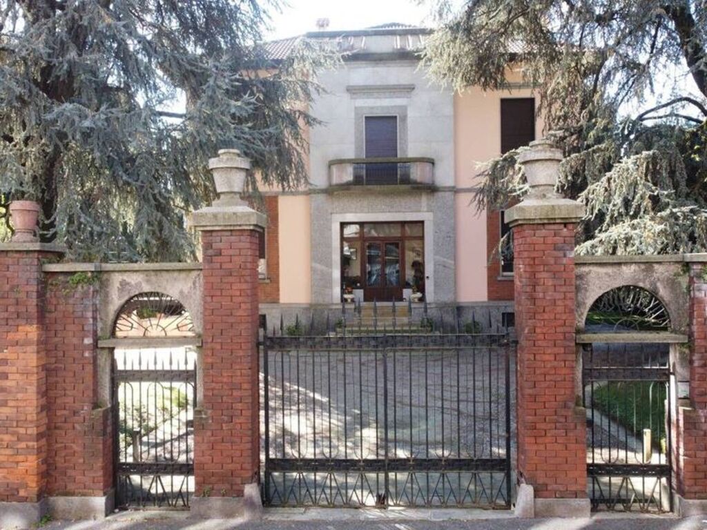 Maison de luxe à vendre à Cantù, 2 300 000 €, Photo 1