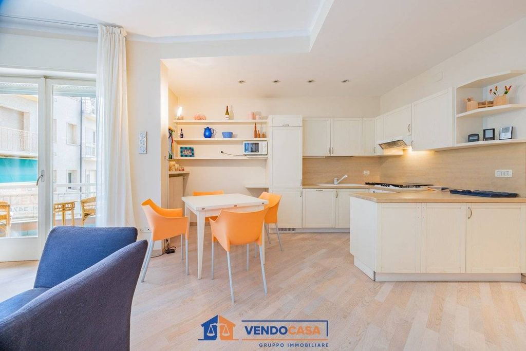 Appartement de luxe à vendre à Alassio, 999 000 €, Photo 3