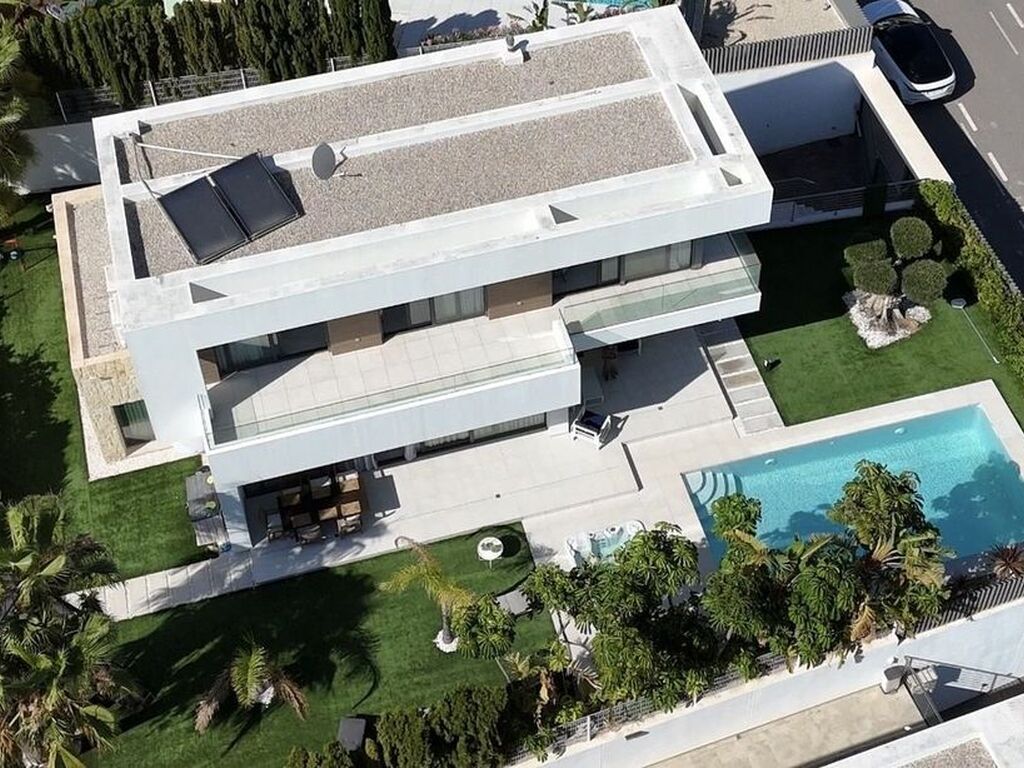 Maison de luxe à vendre à Villajoyosa, 1 340 000 €, Photo 1