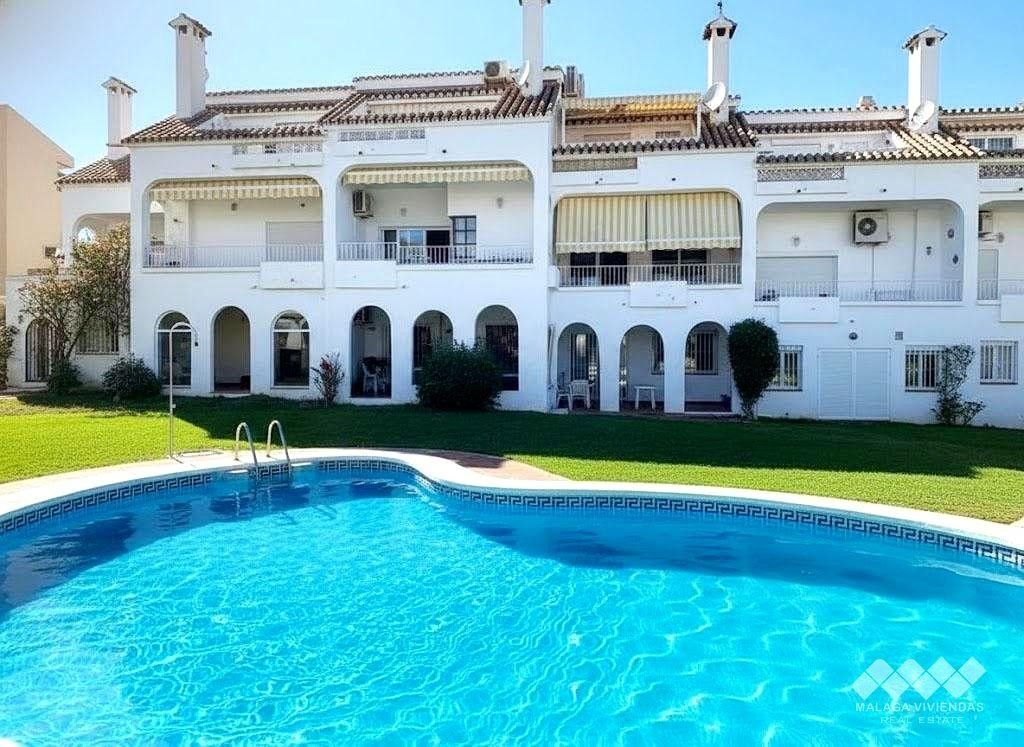 Luxury House for sale in Benalmádena, 515 000 €, Photo 3