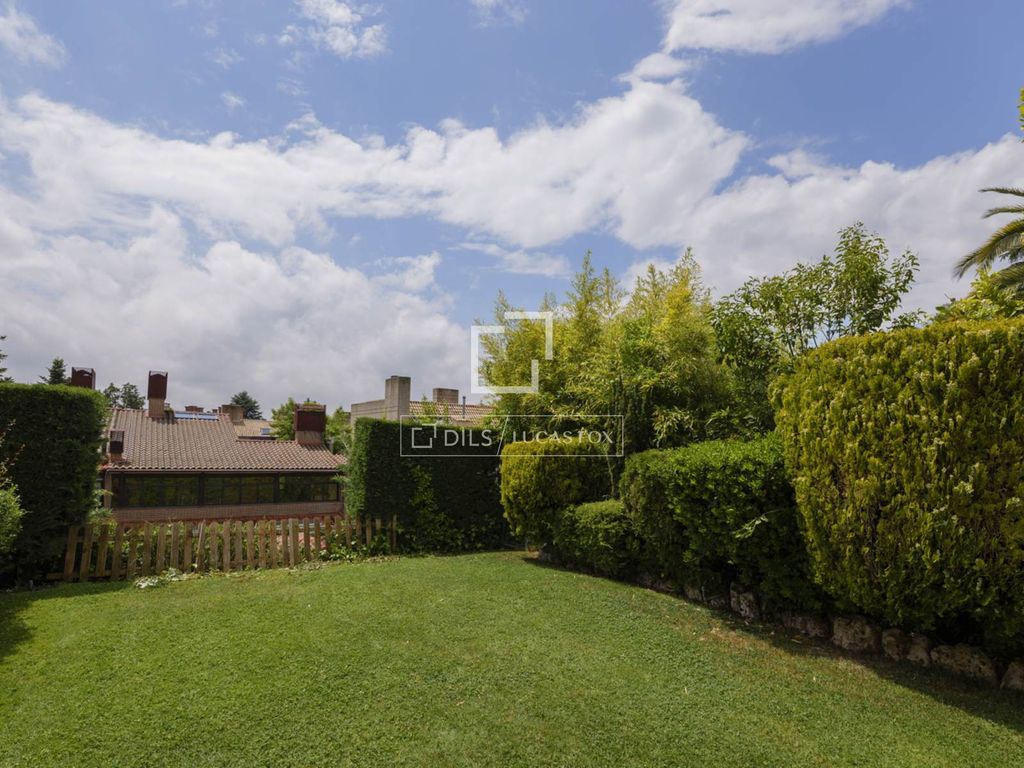 Maison de luxe à vendre à Boadilla Del Monte, 1 250 000 €, Photo 4