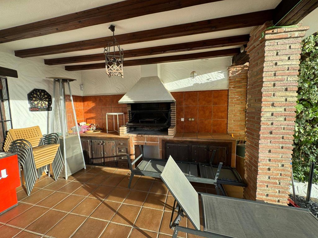 Luxury House for sale in Marbella, 1 200 000 €, Photo 5