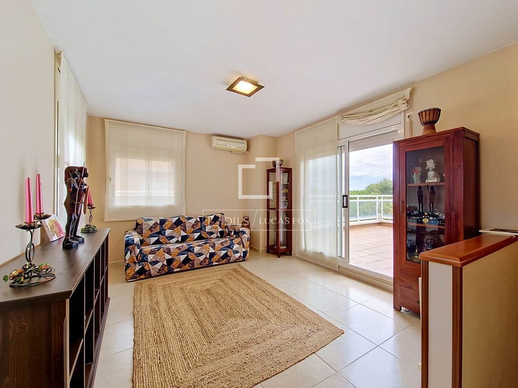 Maison de luxe à vendre à Cubelles, 410 000 €, Photo 3