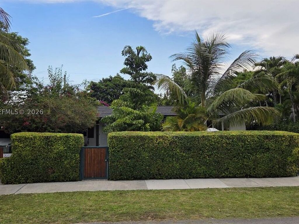Maison de luxe à vendre à Miami, 666 018 €, Photo 1