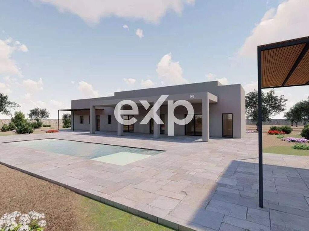 Luxury House for sale in Ostuni, 850 000 €, Photo 1