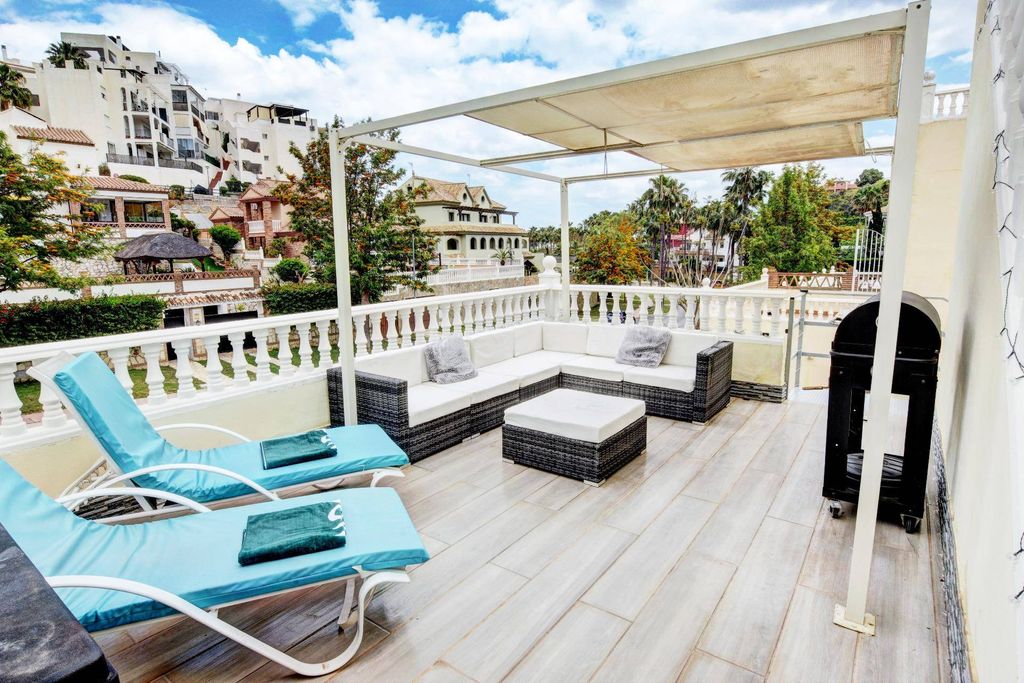 Luxury House for sale in Benalmádena, 799 000 €, Photo 3