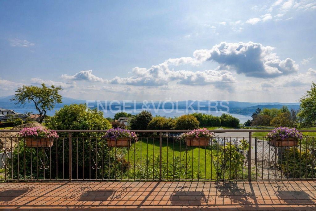 Maison de luxe à vendre à Massino Visconti, 430 000 €, Photo 1