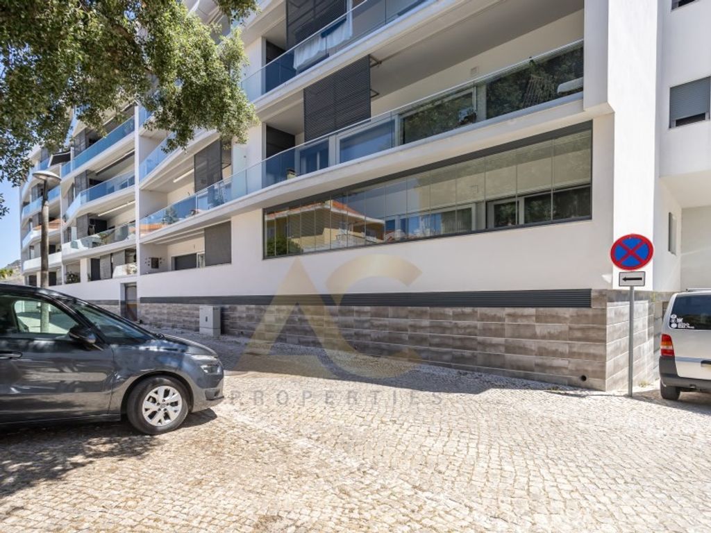 Luxury Apartment for sale in Setúbal, 430 000 €, Photo 1