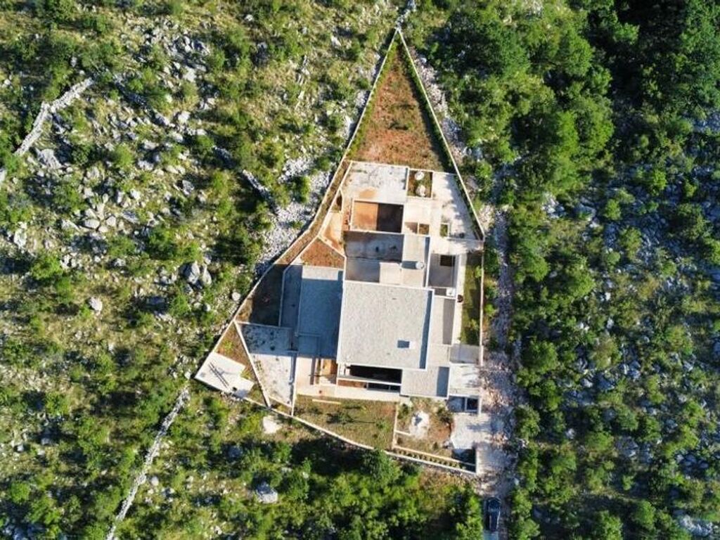 Maison de luxe à vendre à Starigrad, 0 €, Photo 3