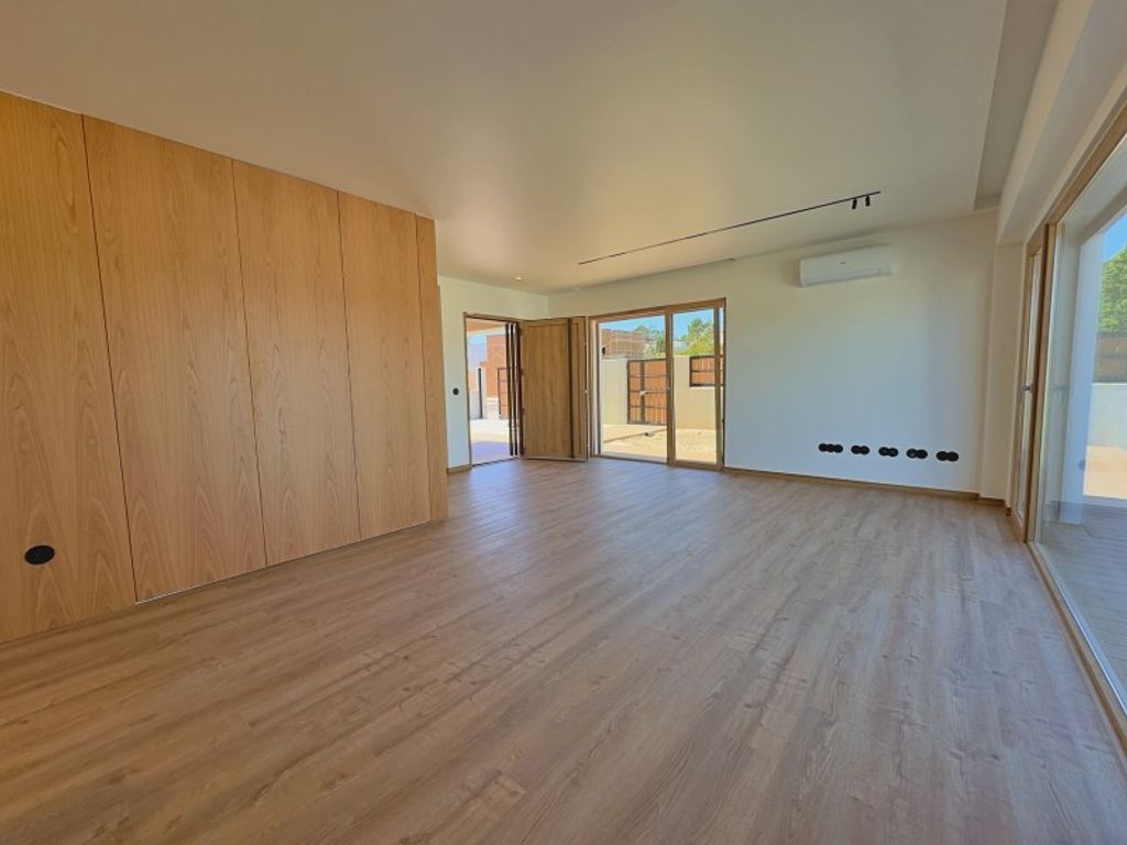 Luxury House for sale in Torres Vedras, 765 000 €, Photo 1