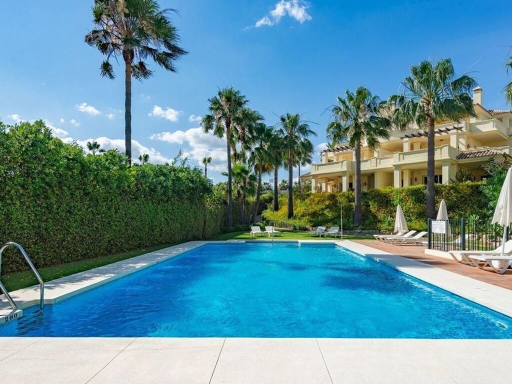 Luxury Apartment for sale in Casares, 530 000 €, Photo 1