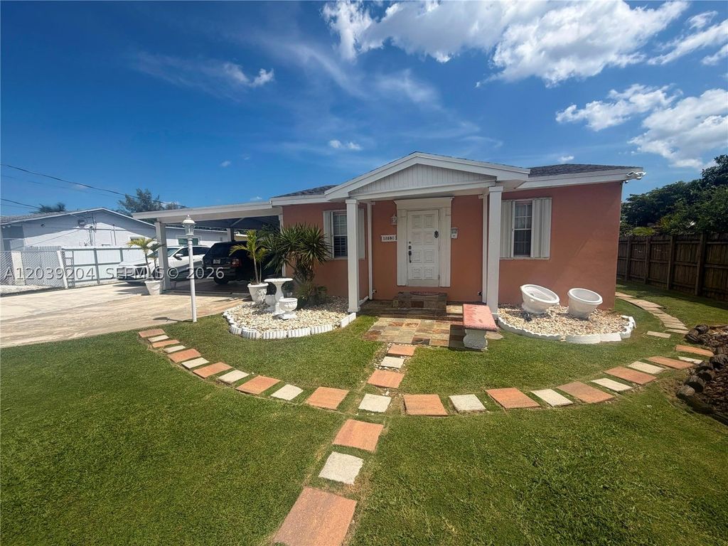 Maison de luxe à vendre à Miami, 410 383 €, Photo 1
