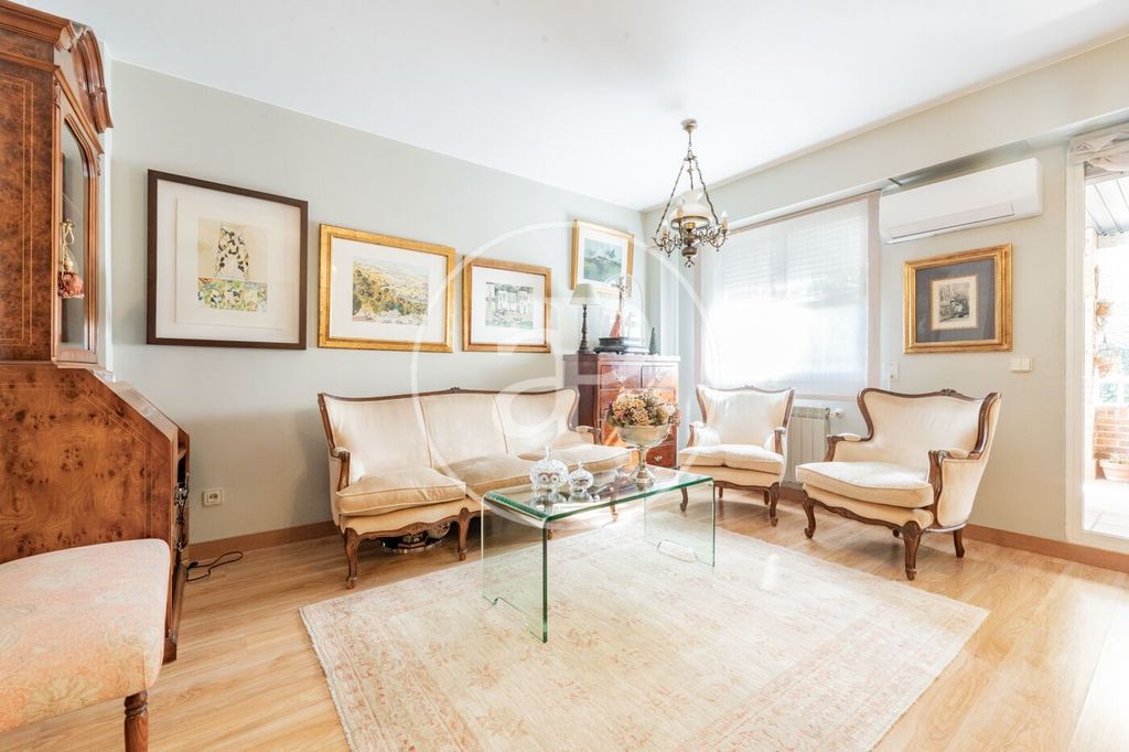 Maison de luxe à vendre à Hortaleza, 1 680 000 €, Photo 1