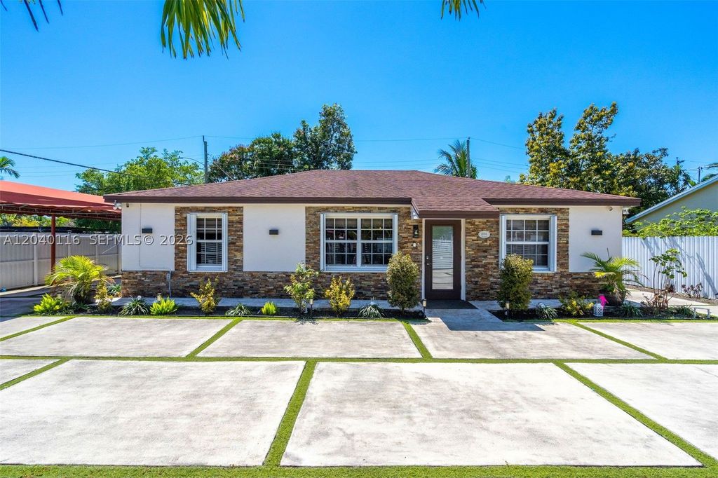 Maison de luxe à vendre à Miami Shores, 573 458 €, Photo 1