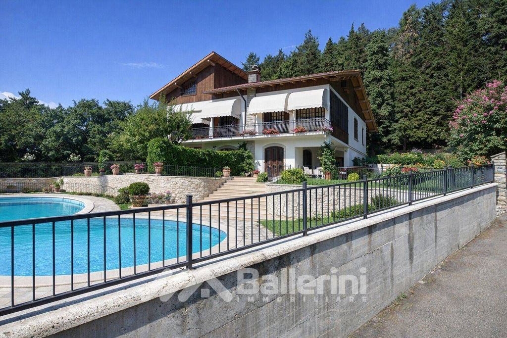 Luxury House for sale in Calenzano, 1 190 000 €, Photo 1