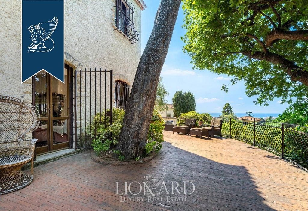 Luxury House for sale in Bordighera, 1 990 000 €, Photo 3