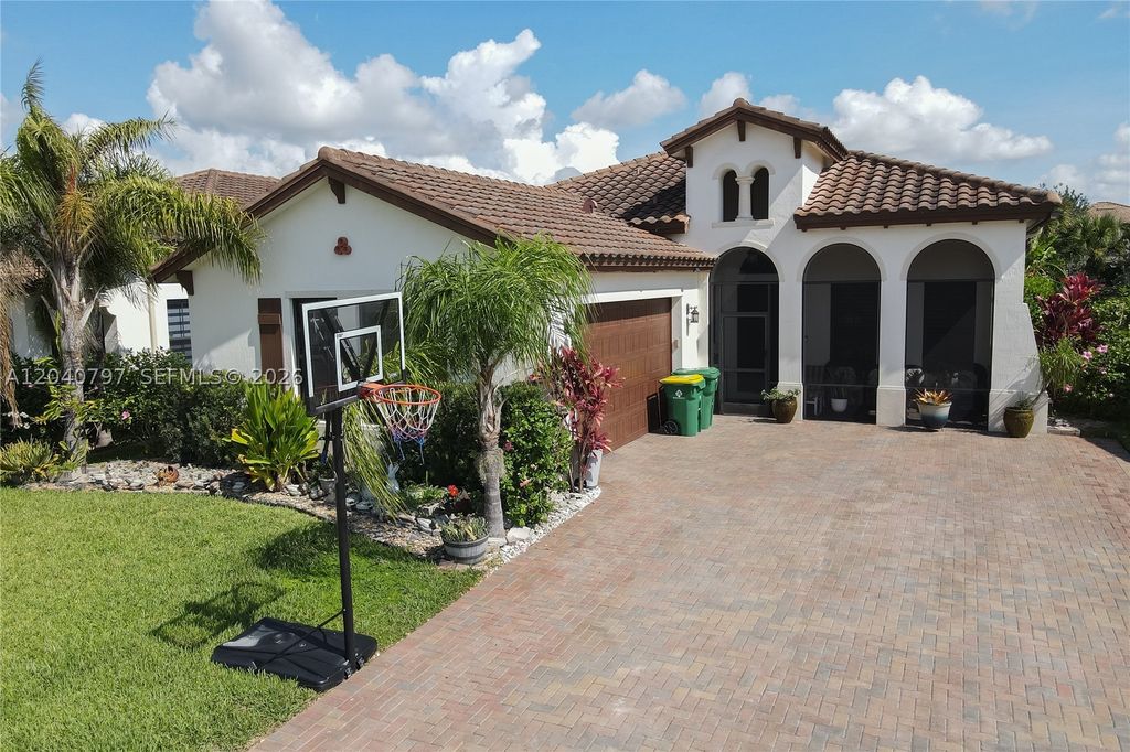 Maison de luxe à vendre à Ave Maria, 419 787 €, Photo 1