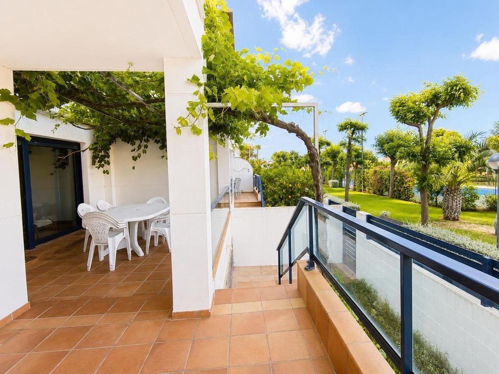 Luxury Apartment for sale in Denia, 470 000 €, Photo 1