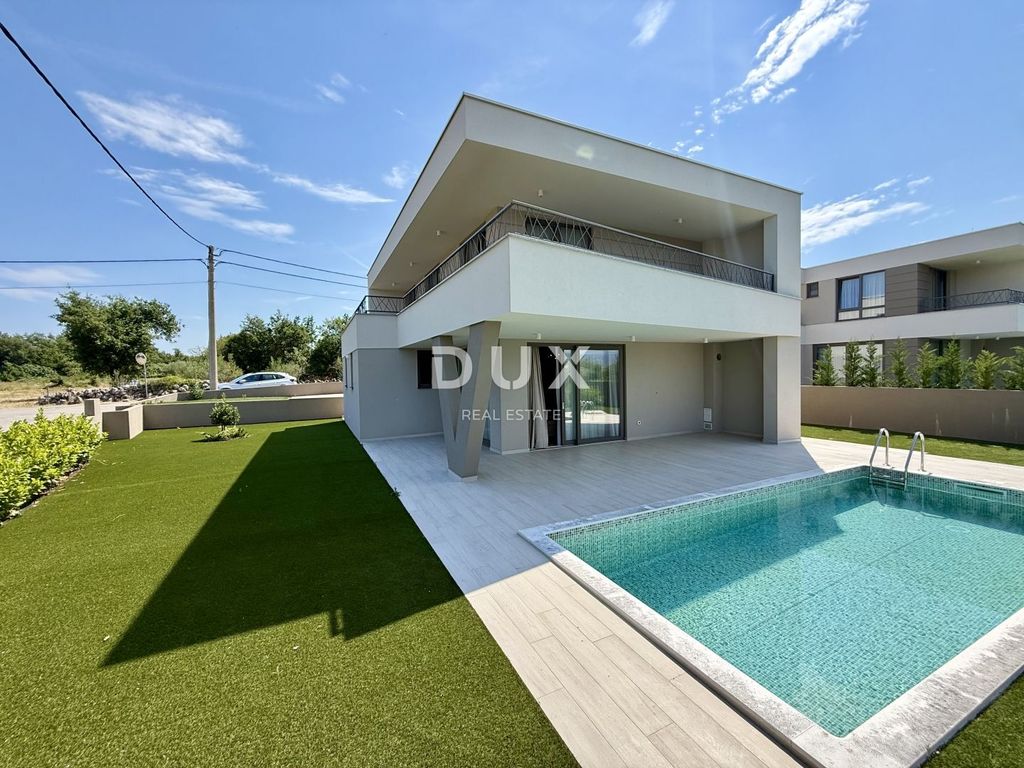 Maison de luxe à vendre à Krk, 870 000 €, Photo 2