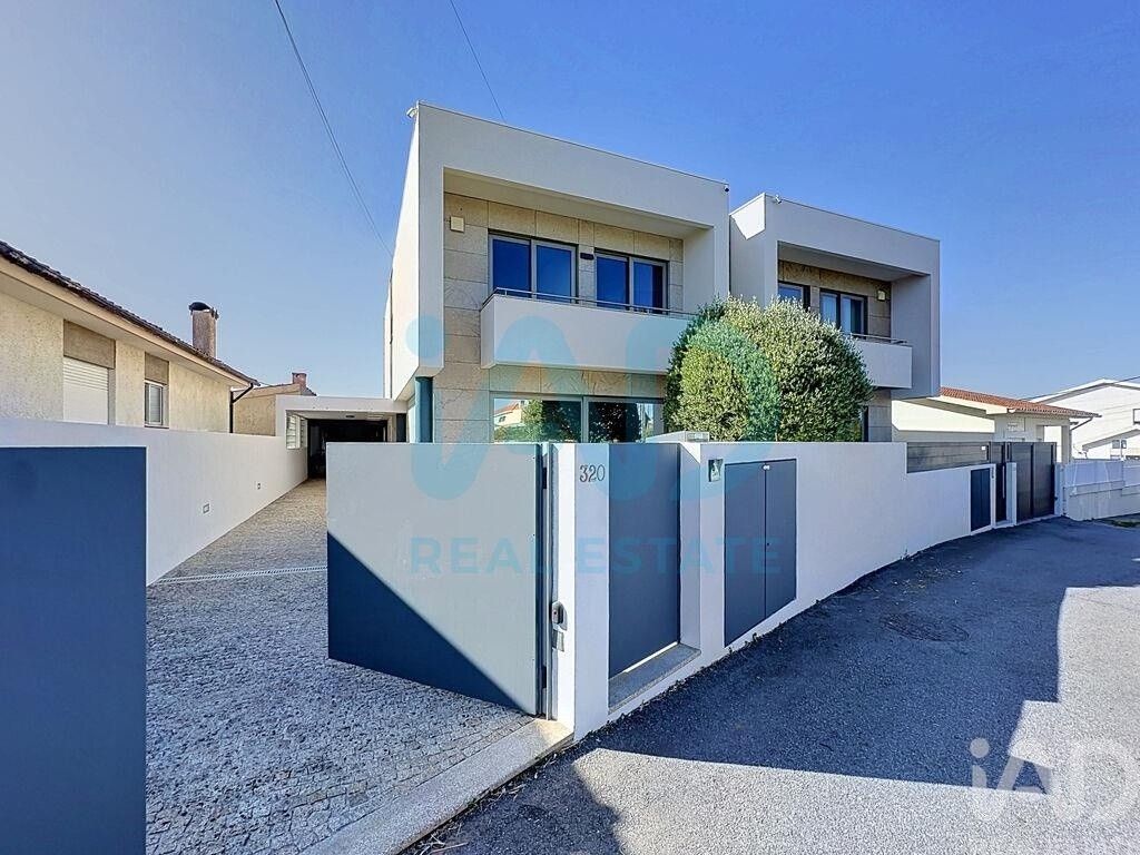 Maison de luxe à vendre à São Félix Da Marinha, 650 000 €, Photo 1