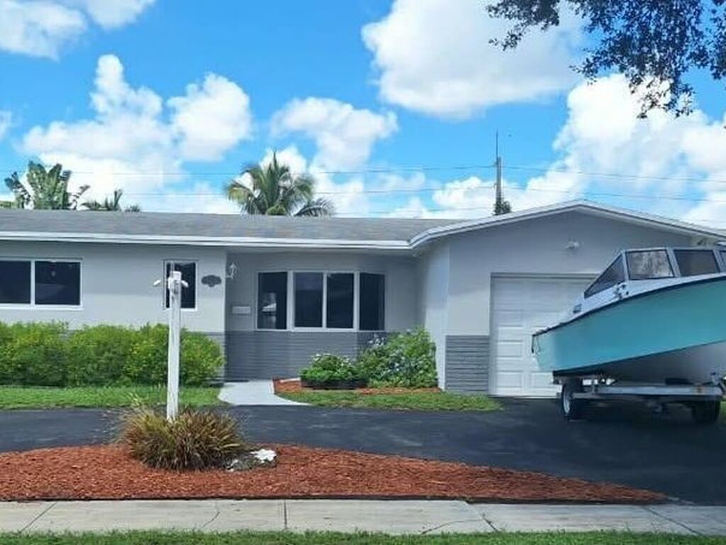 Maison de luxe à vendre à Hollywood, 657 453 €, Photo 1