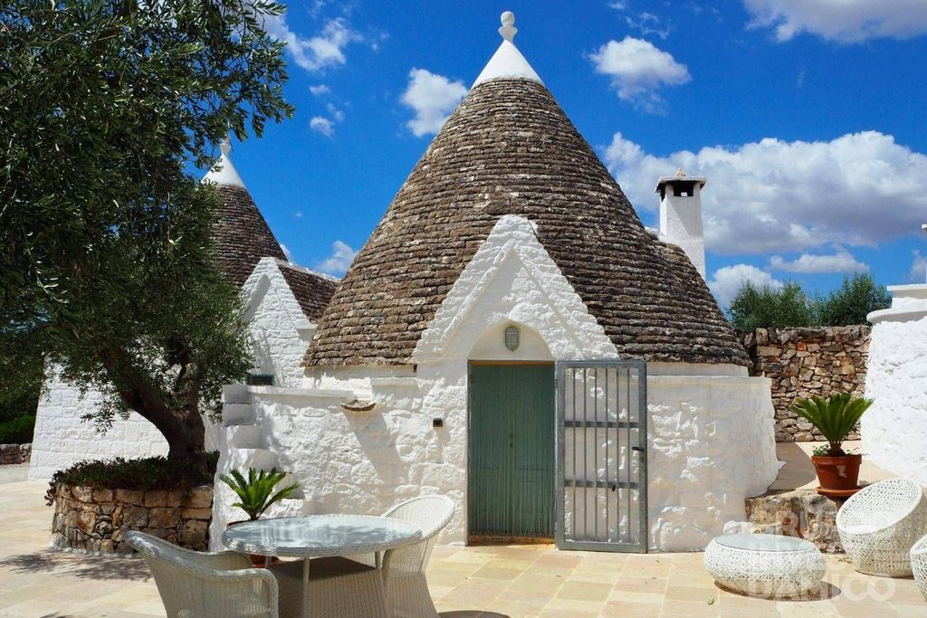 Luxury House for sale in Ostuni, 750 000 €, Photo 3