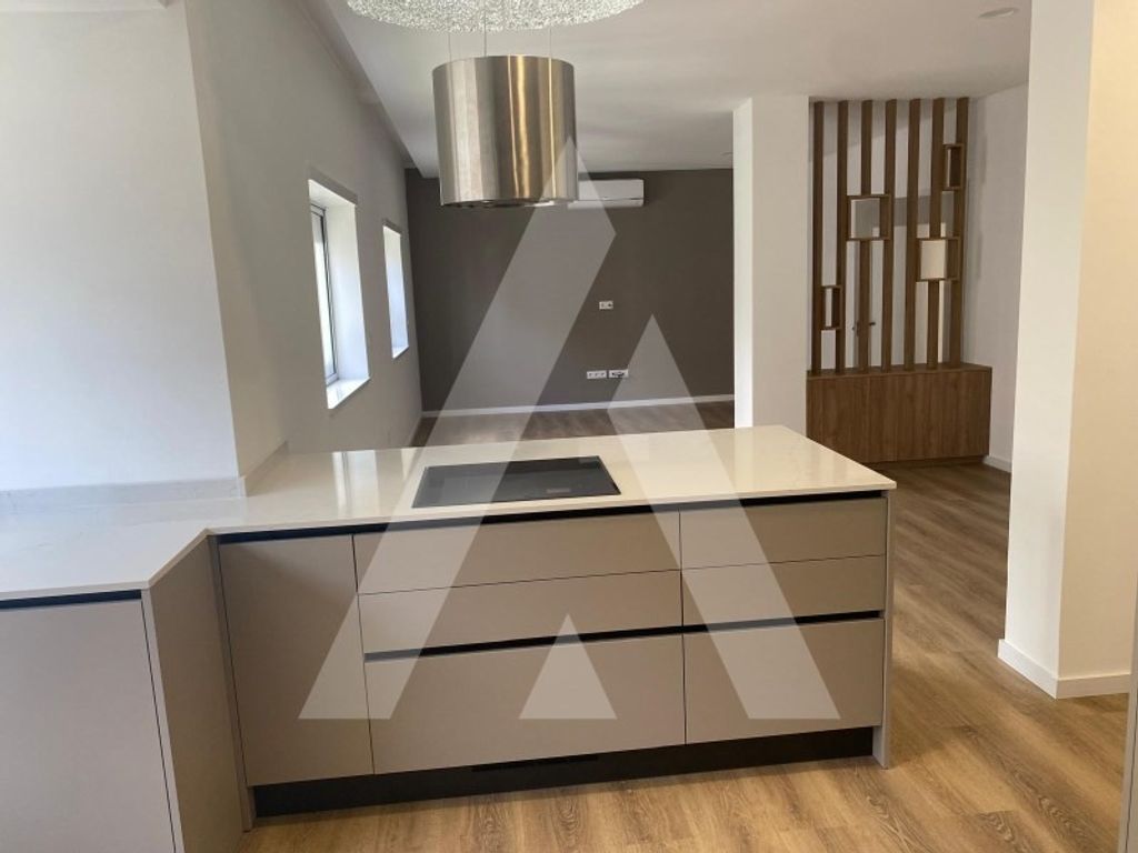 Appartement de luxe à vendre à Viseu, 420 000 €, Photo 7