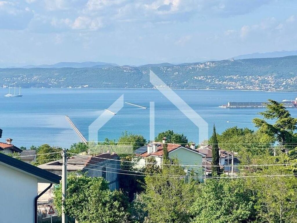 Luxury House for sale in Muggia, 680 000 €, Photo 1