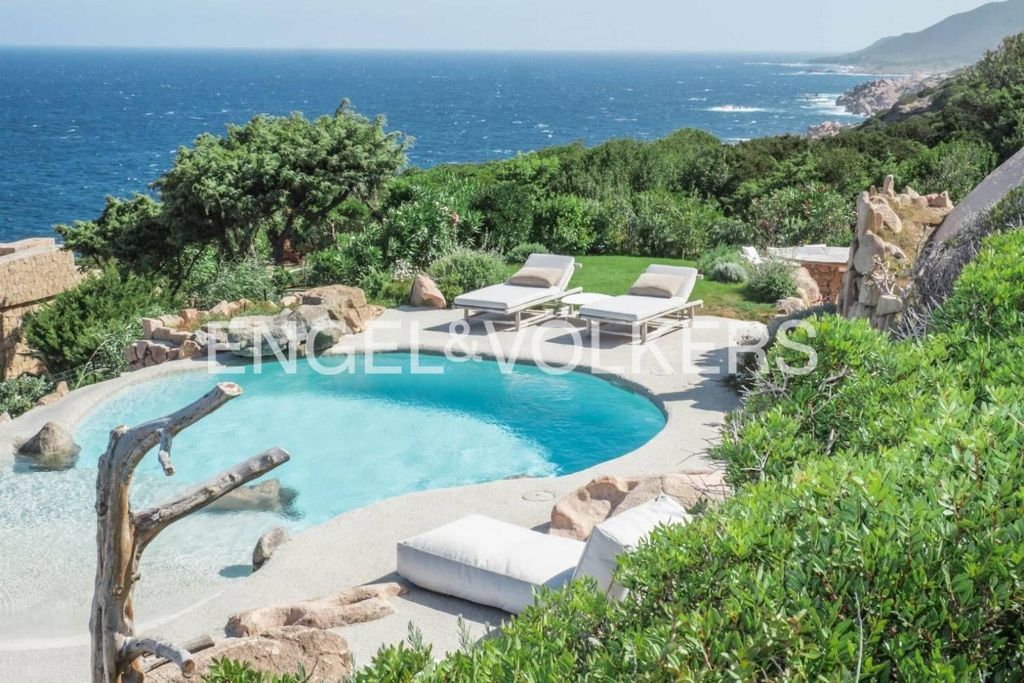 Maison de luxe à vendre à Trinità d'Agultu E Vignola, 1 900 000 €, Photo 1