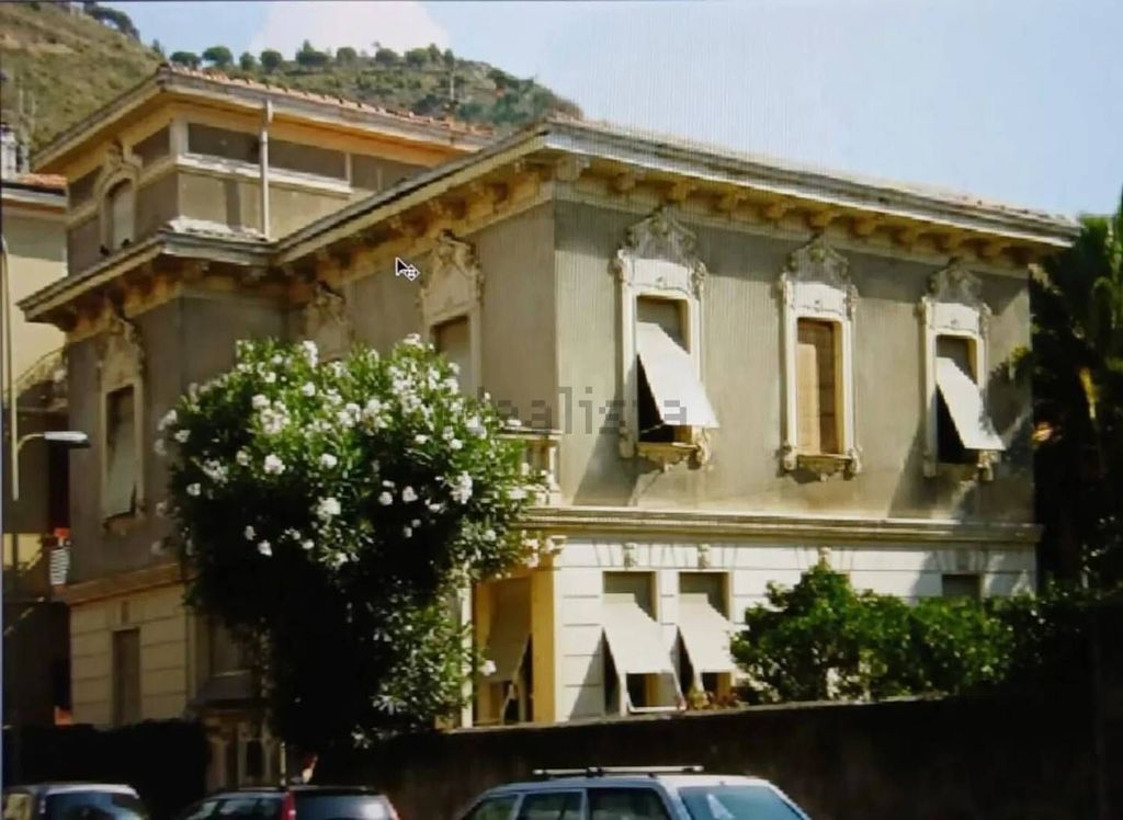 Maison de luxe à vendre à Ventimiglia, 1 290 000 €, Photo 1