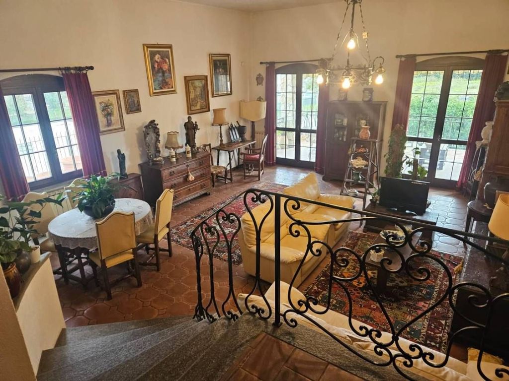 Maison de luxe à vendre à Ventimiglia, 1 100 000 €, Photo 1