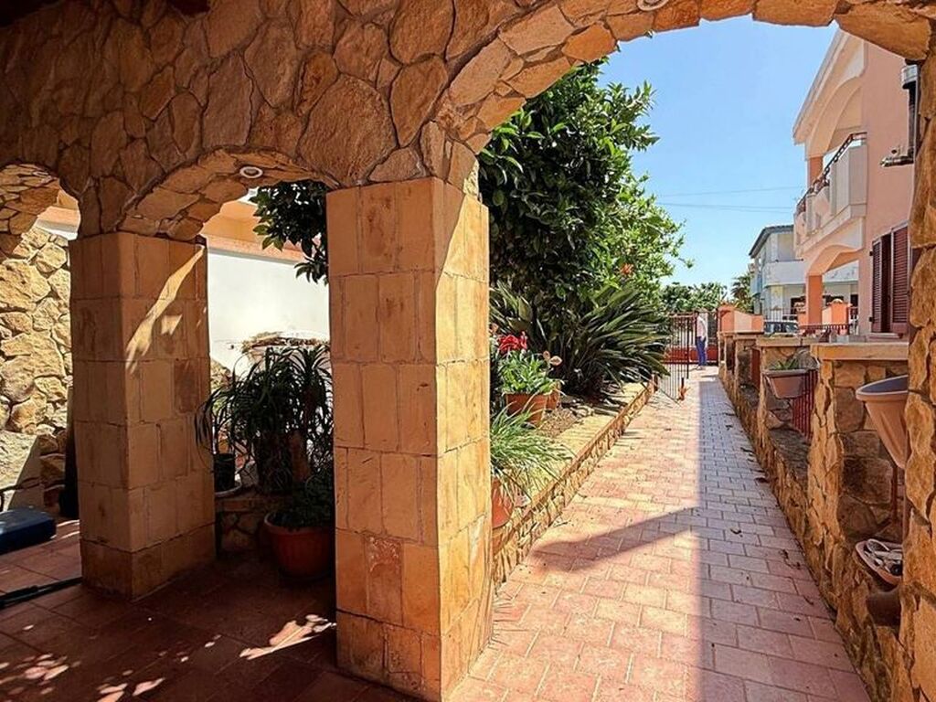 Maison de luxe à vendre à Quartu Sant Elena, 520 000 €, Photo 3