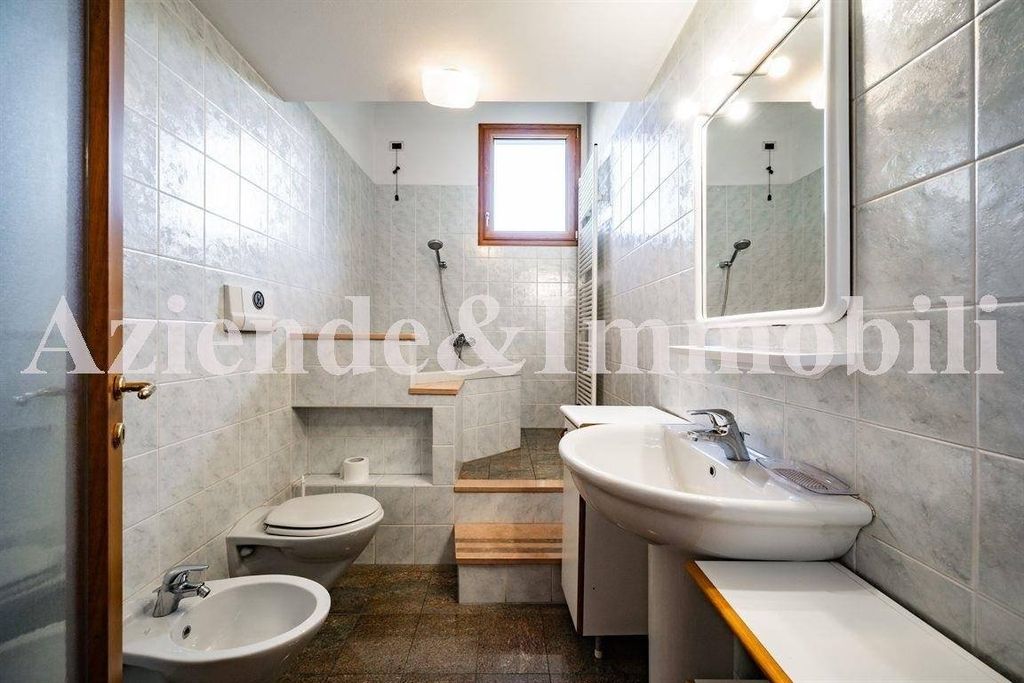 Luxury House for sale in Ballabio, 1 100 000 €, Photo 7