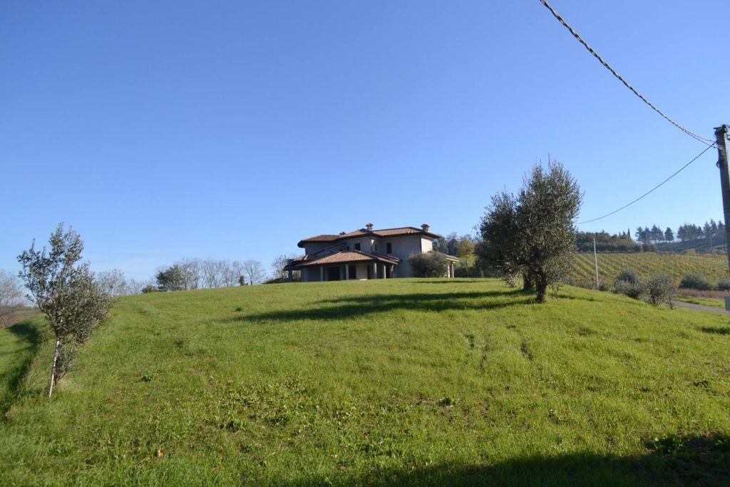 Luxury House for sale in Cesena, 1 000 000 €, Photo 1