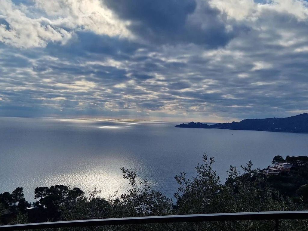 Luxury House for sale in Chiavari, 1 350 000 €, Photo 1