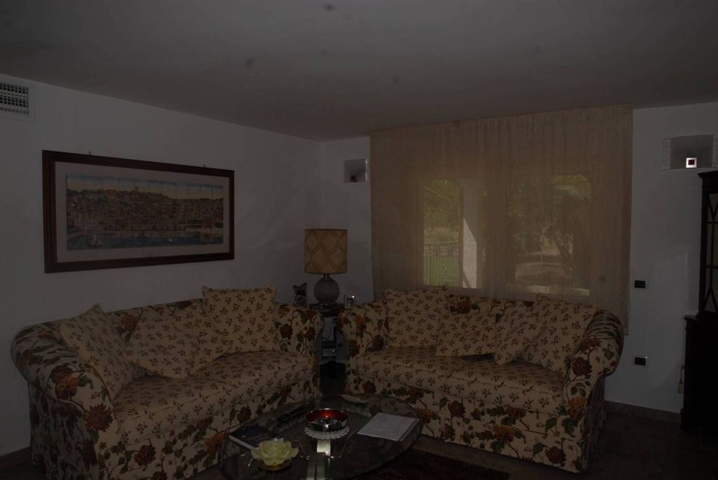 Maison de luxe à vendre à Quartu Sant Elena, 1 500 000 €, Photo 7