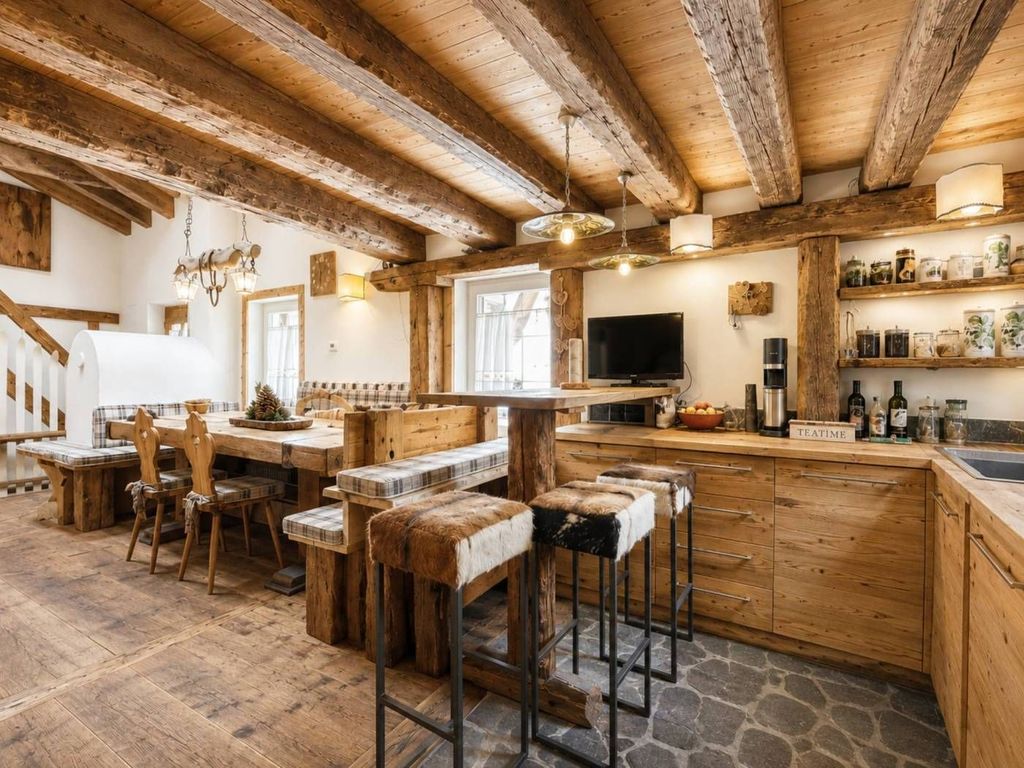 Luxury Apartment for sale in Canazei, 1 500 000 €, Photo 1