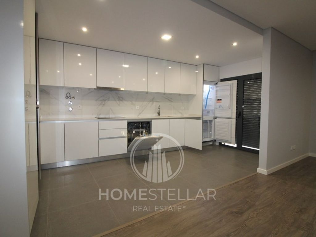 Luxury Apartment for sale in Seixal, 535 000 €, Photo 2