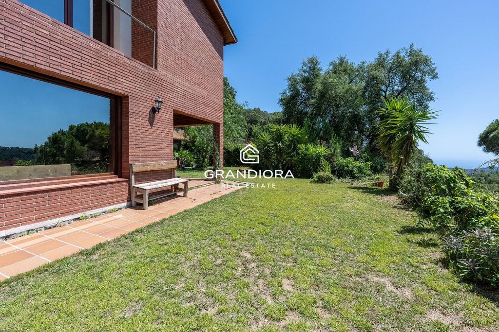 Maison de luxe à vendre à Arenys de Munt, 585 000 €, Photo 2