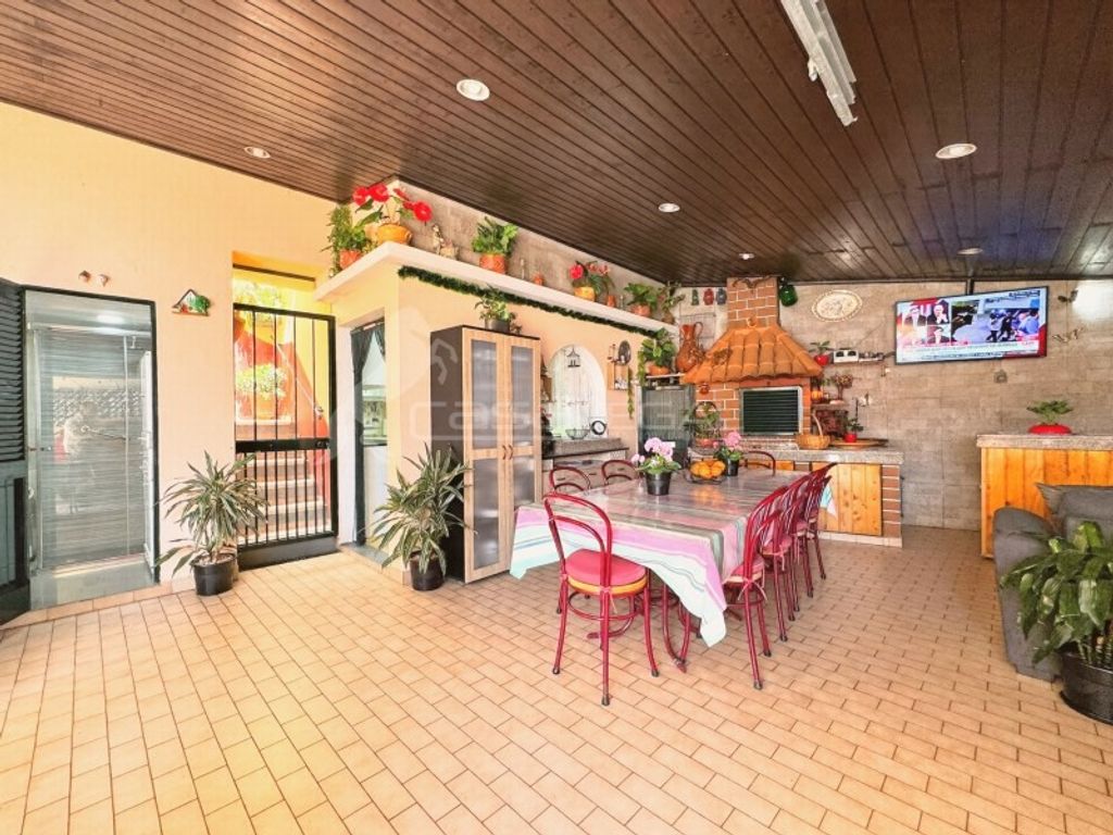 Maison de luxe à vendre à Funchal, 450 000 €, Photo 5