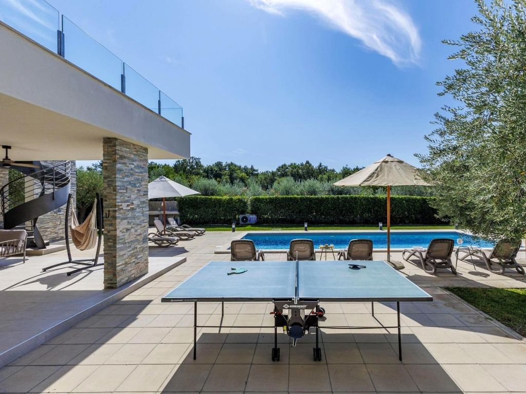 Luxury House for sale in Novigrad, 1 300 000 €, Photo 7