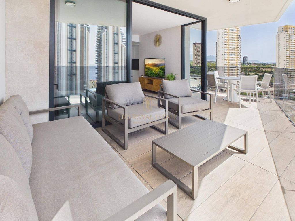 Luxury Apartment for sale in Benidorm, 629 000 €, Photo 7