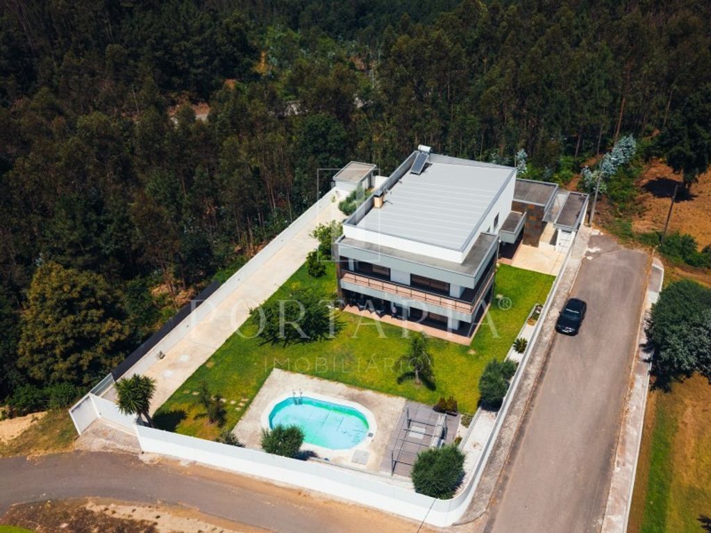 Luxury House for sale in Oliveira de Azemeis, 720 000 €, Photo 2