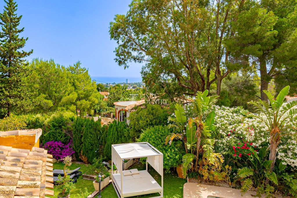 Luxury House for sale in Denia, 645 000 €, Photo 3