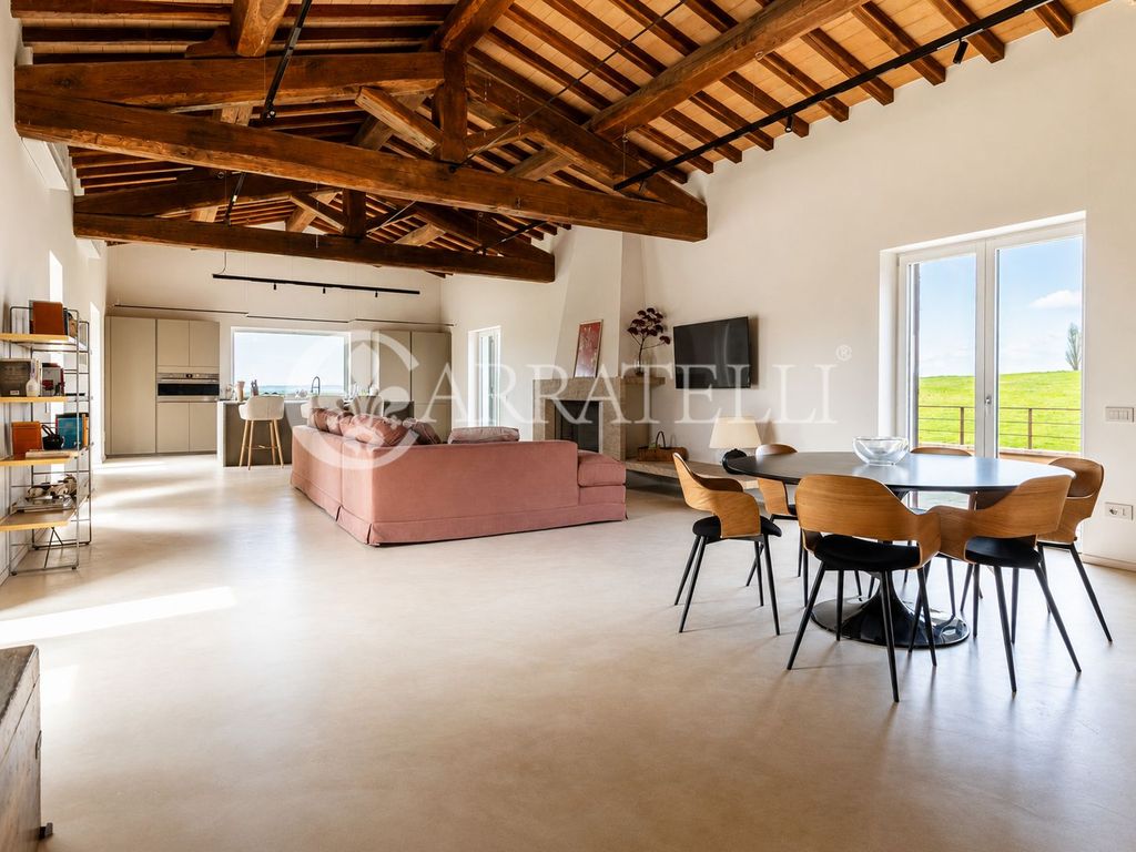 Luxury House for sale in Tuscania, 890 000 €, Photo 1