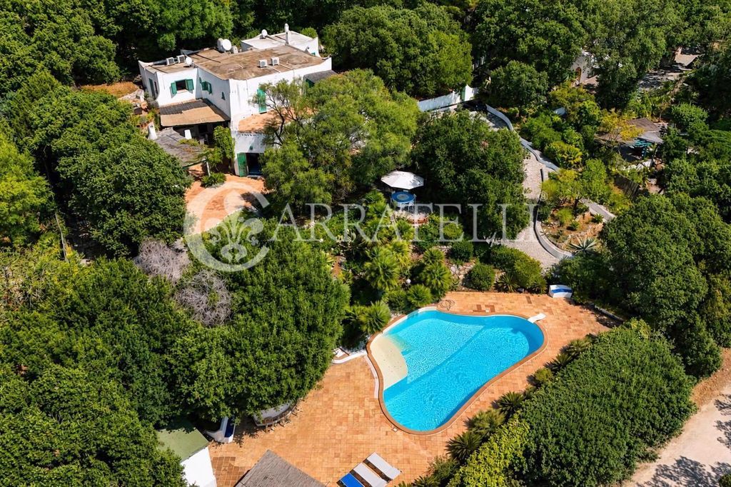 Luxury House for sale in San Felice Circeo, 2 800 000 €, Photo 1