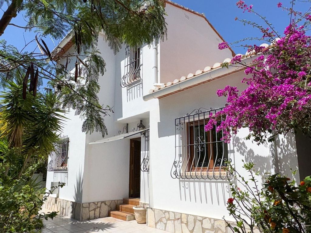 Luxury House for sale in Denia, 570 000 €, Photo 3